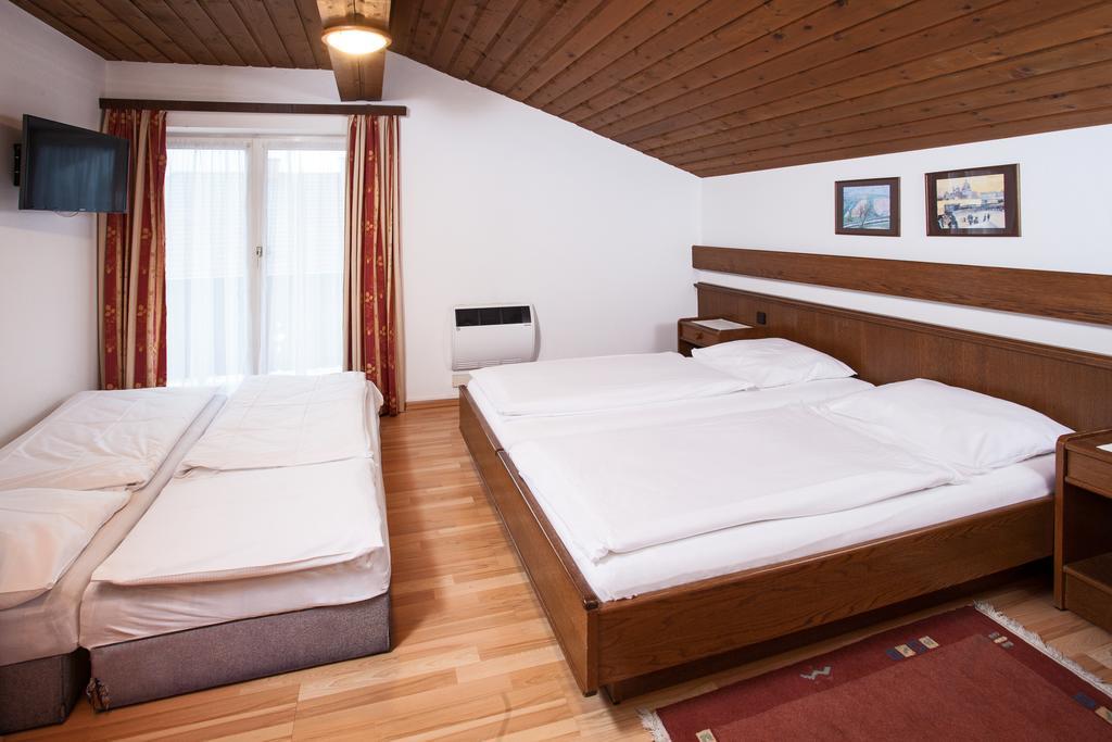 Gaestehaus Sunkler Golling an der Salzach Room photo